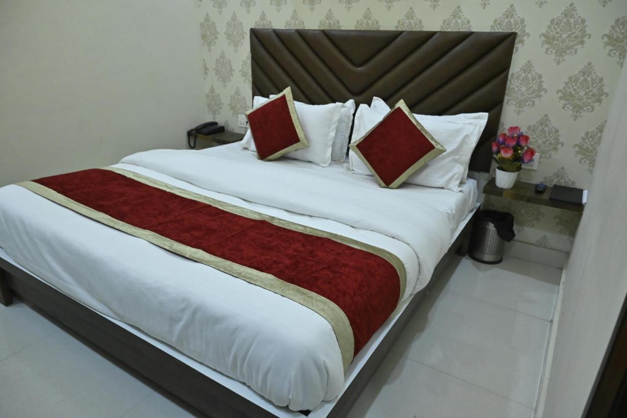 Guntas Residency Hotel Amritszár Kültér fotó