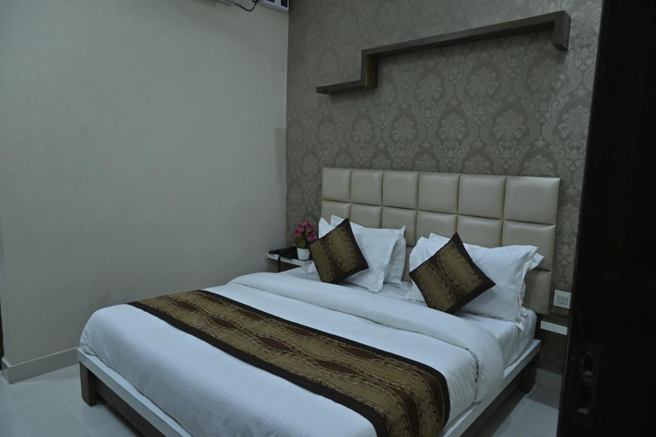 Guntas Residency Hotel Amritszár Kültér fotó