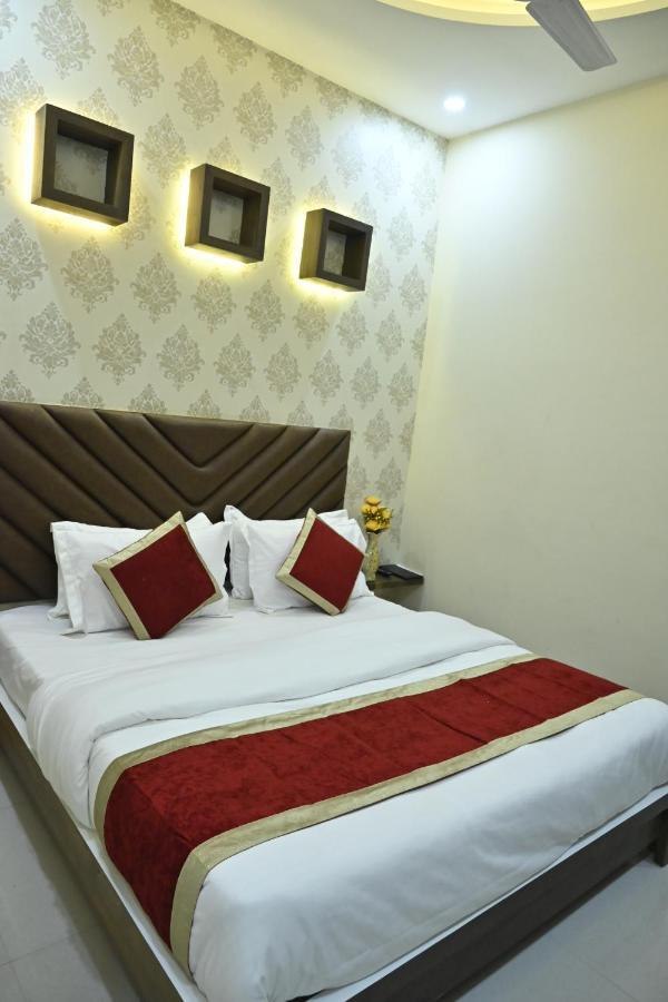 Guntas Residency Hotel Amritszár Kültér fotó