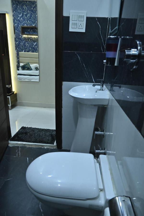 Guntas Residency Hotel Amritszár Kültér fotó